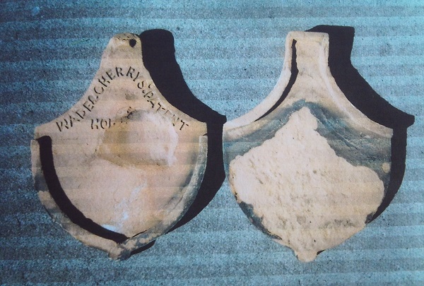 Wade and Cherry’s patent acorn tile